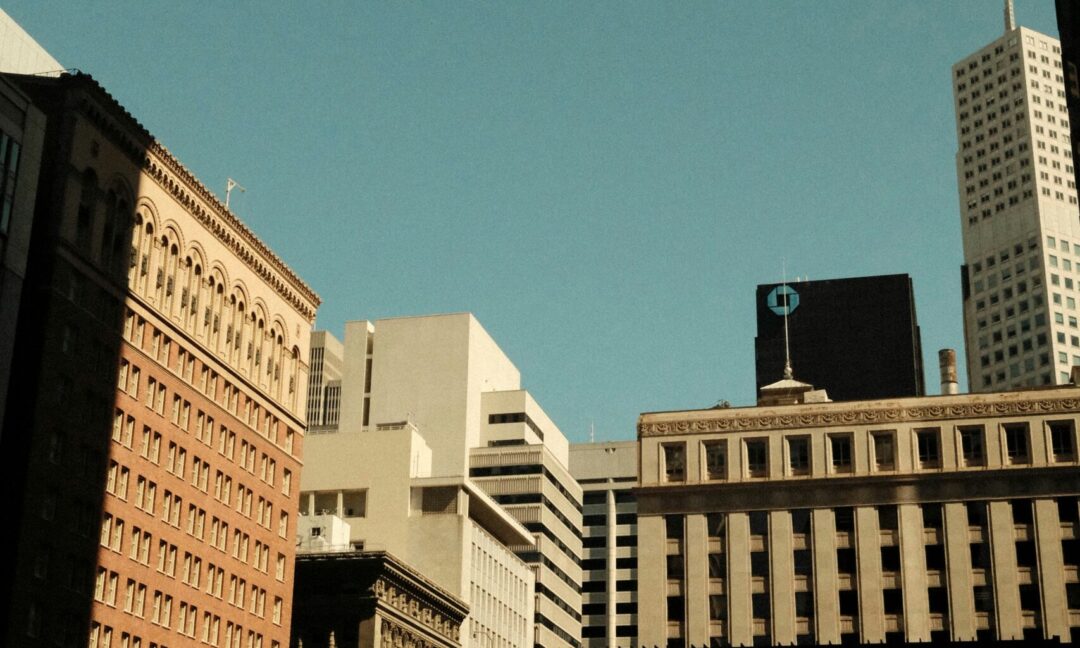 How a PEO Simplifies Your Payroll and Tax Filing